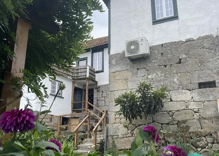 Viva Countryside House